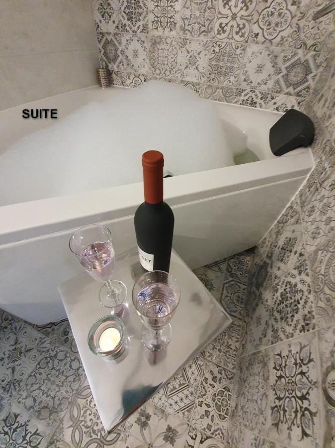Apartamenty Centrum Z Wanna Dwuosobowa Piotrków Trybunalski Eksteriør billede
