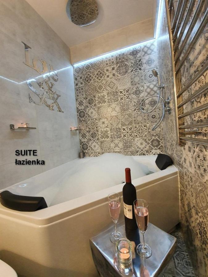 Apartamenty Centrum Z Wanna Dwuosobowa Piotrków Trybunalski Eksteriør billede